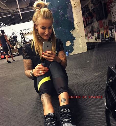 Blondes Fitness Teen Mit Heißen Tattoos Macht Arsch Zum Mund Ohne Gummi Telegraph