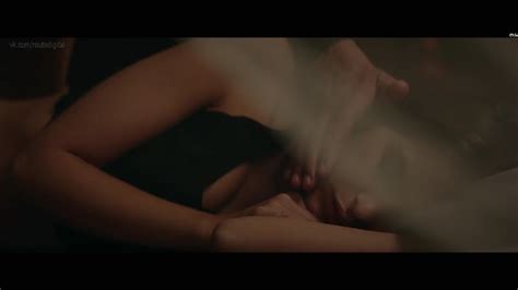 Emily Ratajkowski Welcome Home P Bluray Nude Hot Watch