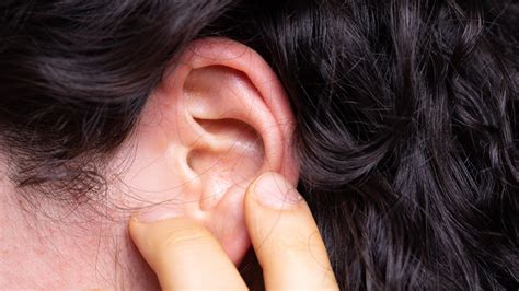 How To Prevent Those Painful Pimples In Your Ear