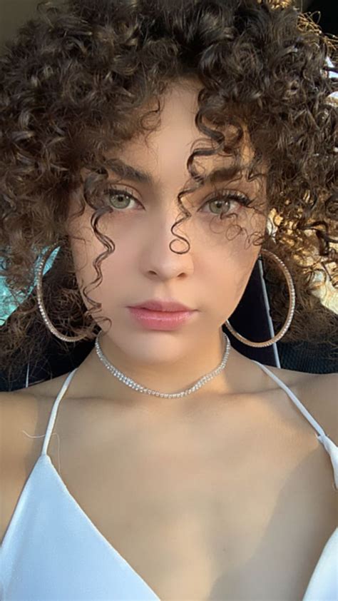 curly hair selfie curly hair styles hair hoop earrings