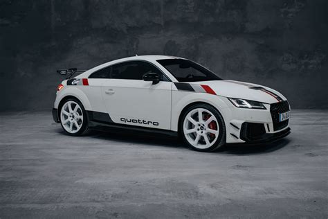 Limited Edition Special Model Marks Anniversary The New Audi Tt Rs 40