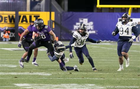 New Era Pinstripe Bowl