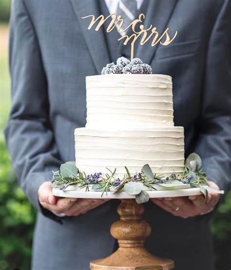 Rustic Simple 2 Tier Wedding Cake