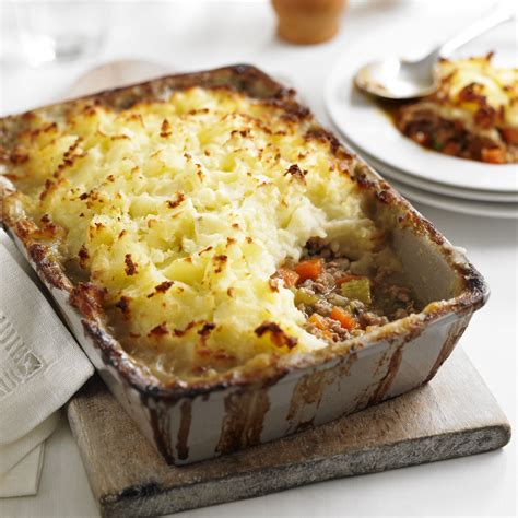 Shepherd's pie comes to us from england, and is traditionally made with lamb or mutton. Shepherd's pie - Woman And Home