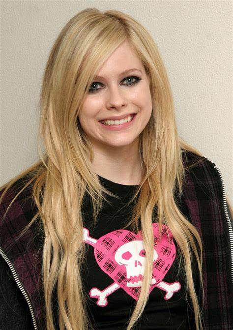 Avril Lavigne Hairstyles Women Hairstyles Women Hair Styles Collection