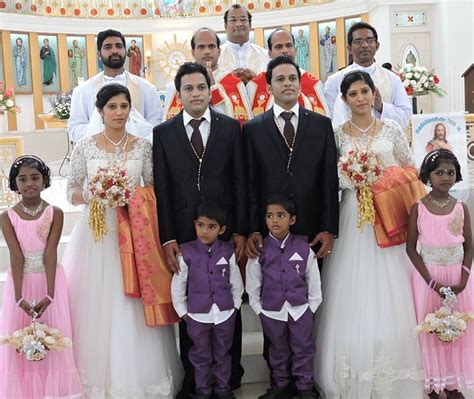 Double Trouble Two Sets Of Identical Twins Marry Each Other With Twin