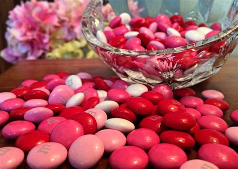 Hd Wallpaper Pink Mandms On Table Bowl Chocolates Dessert Sweets