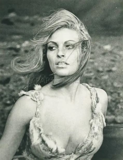 Sexy Raquel Welch S Vintage Photo R Busty Eur Picclick Fr