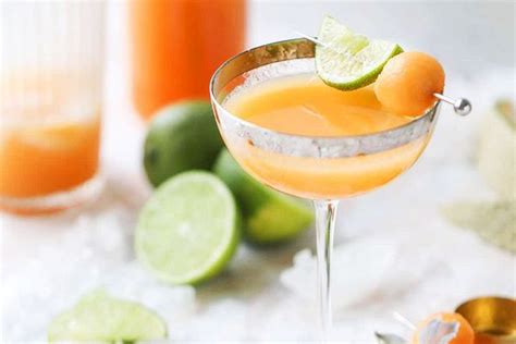 Rum cocktails are some of the most delightfully refreshing mixed drinks there are! The 11 Best 2-Ingredient Cocktails