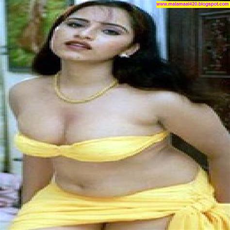 Nesha Jawani Ki Reshma Hot In Tight Yellow Blouse Hot Pictures Images