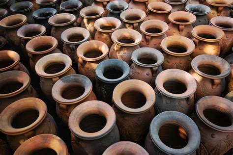 Clay cooking pots included in this wiki include the kinto kakomi ih donabe, raphael rozen tagine, peregrino terra cotta cazuela, romertopf by reston lloyd, vyatka ceramics ramekins, ancient cookware. Incomparable Treasure in Clay Pots