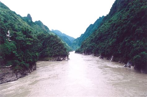 Setelah diamankan, gus nur langsung dibawa ke baresmrim polri di jakarta. An Inconvenient Truth: China Uses Global Warming to ...
