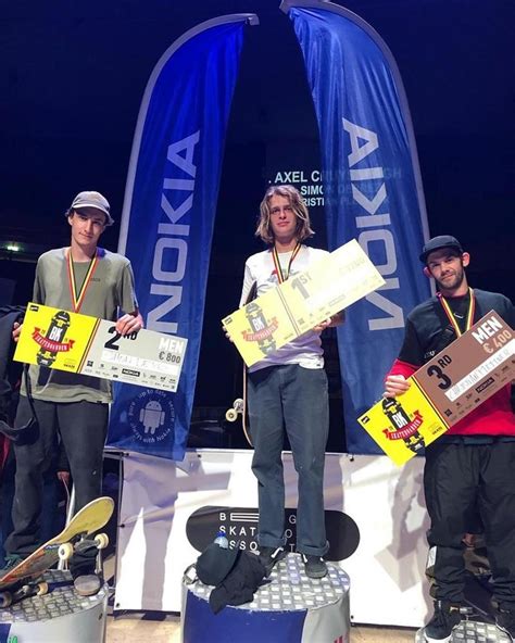 Jun 10, 2021 · lore bruggeman ik ben heel blij om samen met axel naar de spelen te kunnen gaan. West-Vlamingen zijn Belgisch kampioen skateboarden - KW.be ...