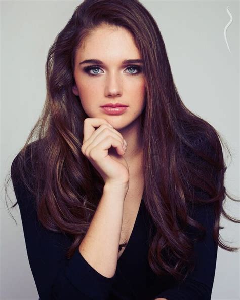 Fiona Rose A Model From United States Model Management