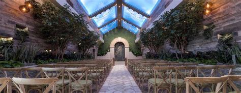 Glass Gardens Wedding Chapel In Las Vegas Chapel Of The Flowers