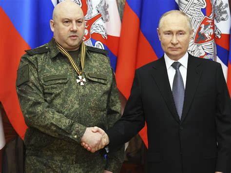 Russischer Top General Surowikin Mutmaßlich In Haft Politik Volat