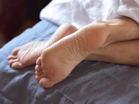9 Restless Legs Syndrome Treatments That Actually Work