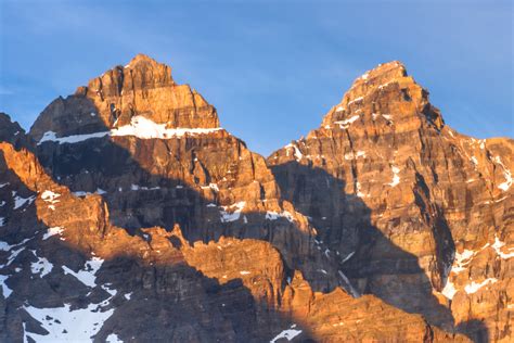 Ultra High Resolution Mountain And Lake Photos Vast