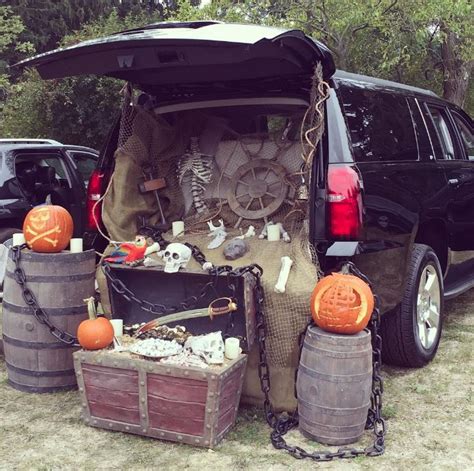 Trunk Or Treating Is Halloween Tailgating At Its Best And Safest Autoevolution