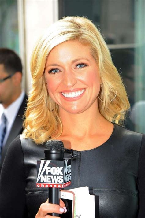 Ainsley Earhardt Replaces Elisabeth Hasselbeck On Fox Friends
