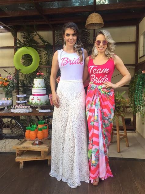 Veja mais ideias sobre despedida de solteira divertida, despedida de solteiro, despedida. Galeria Fotos - Despedida de Solteira - Santa Despedida | Despedida de solteira, Festas de ...