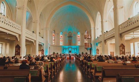 И душа надежду с верой сохранит. Евангелическо-Лютеранский Кафедральный Собор Святых Петра ...