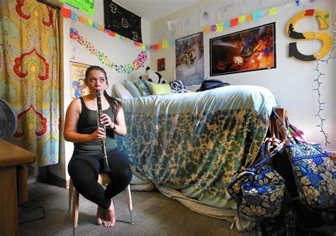 Ucf Dorm Rooms Fill Up Rapidly This Year Orlando Sentinel