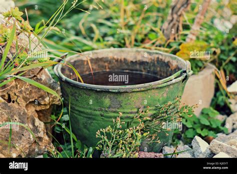 Dirty Bucket Water Hi Res Stock Photography And Images Alamy