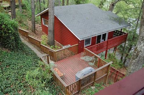 We have a variety of pet friendly asheville nc rentals, all guaranteed to give you and your family a nc mountain. Exterior | Pet friendly cabins, Asheville cabins, North ...