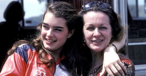 Brooke Shields On Relationship With Mom It Was Us Against The World