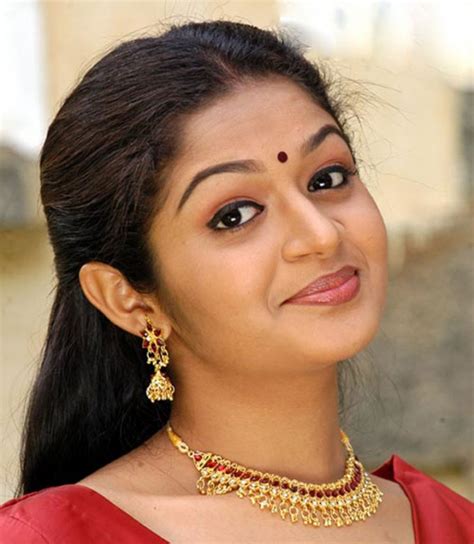 Karthika Malayalam Actress Photos Hd Latest Images Pictures