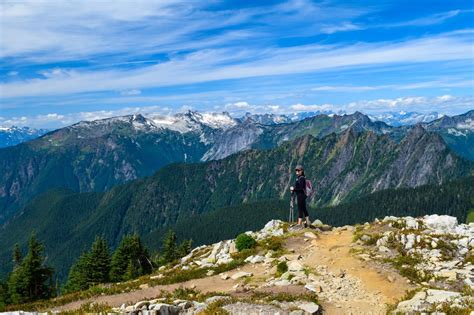 The 9 Best Hikes In North Cascades National Park 2023