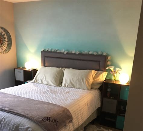 Color on an accent wall alone makes a room zing without being overbearing. How Do You Paint an Ombre Accent Wall? Tips from a Professional Painting Company - Rogall Painting