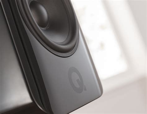 Q Acoustics Concept 300 Bookshelf Speakers And Stands