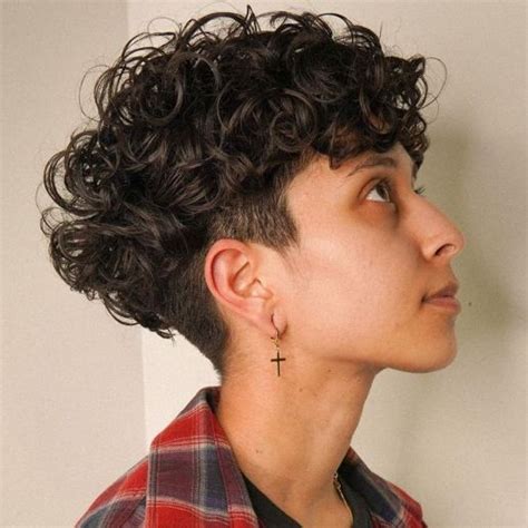 50 Best Haircuts And Hairstyles For Short Curly Hair In 2022 Hair