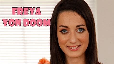 FREYA VON DOOM THE ACTRESS WITH MORE THAN THOUSAND FANS ON TWITTER AND THAT STARTED IN