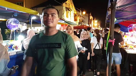 The best part of jonker street is the night market on fridays and saturdays that sells everything. Jonker Street Night Market . Melaka . 2019 - YouTube