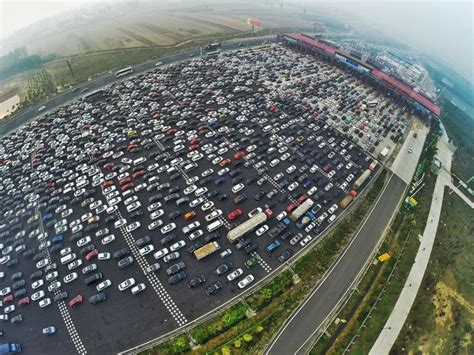 Unbelievable Photos From Chinas Traffic Jam After 7 Day Holiday Huffpost