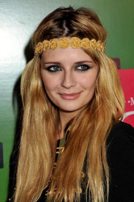 Discover our gallery of original hair icons & modern day stylistas giving us major 1970s hair inspo, right here. 70s hairstyles with scarves