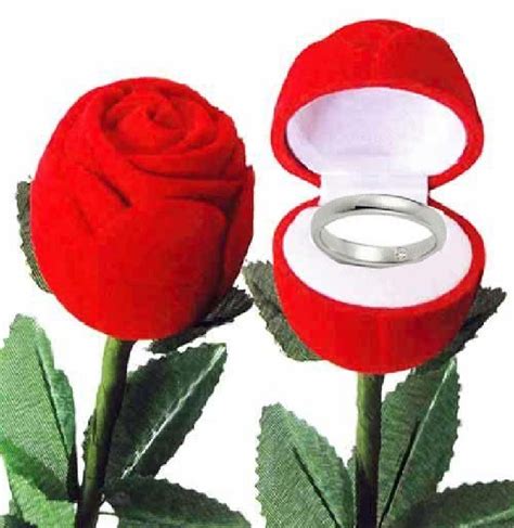 Valintines day gifts for her. 12 Ridiculously Adorable Valentine's Day Gifts for Her ...