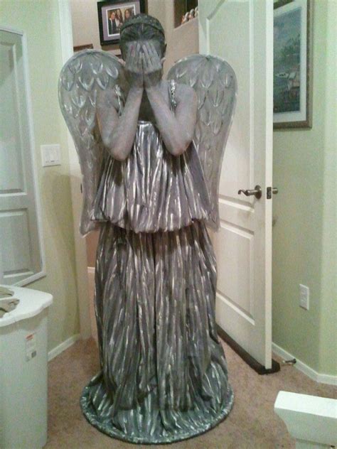 Image 427854 Dont Blink The Weeping Angels Know Your Meme