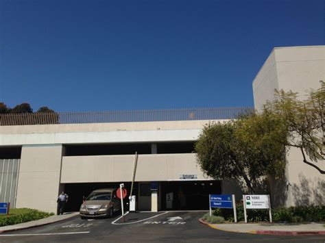 Scripps Mercy Hospital - Parking in San Diego | ParkMe