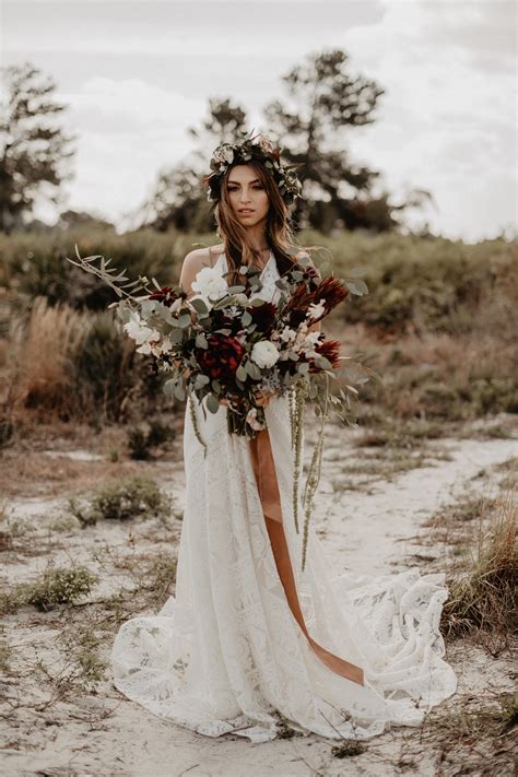 How To Choose The Perfect Bohemian Wedding Dress