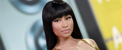 Nicki Minaj Pays Fans School Tuition May 2017 Popsugar Celebrity