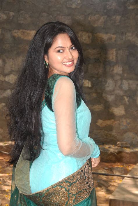South Indian Model Tv Actress Suhasini Long Hair In Green Dress