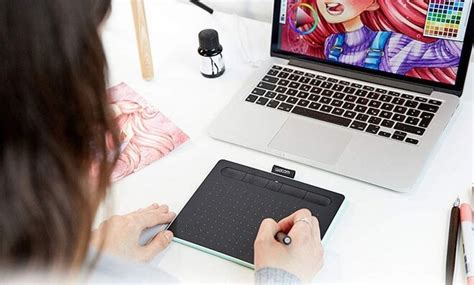 4 hotkeys when drawing with wacom tablet, you also get 4 hotkeys. The Best Drawing Tablets for Beginners (Experts Too!)