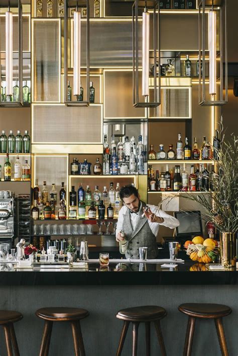Back of house staff before we get into who works in the back of house, it's important to note that all the front of house encompasses the waiting area, hostess stand, restroom, dining area, and the bar. Urbane Alicante eatery Terre takes its aesthetic cues from ...