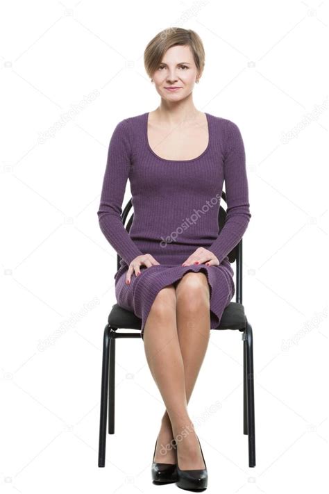 Frau Sitzt Auf Einem Stuhl Verlockende Geste Drückt Begeisterung Aus