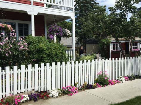 Jim and lynette smith from hartselle al. White picket fence garden... (With images) | Picket fence ...