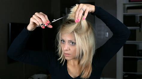 Head over to our guide for a dose of inspiration. DIY: At Home Soft Long Layer Haircut - YouTube